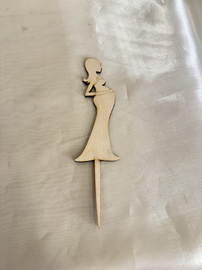 Kismamás tortadísz babaváró buliba hosszú ruhás